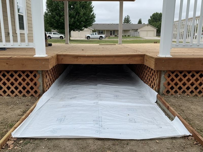 Vapor Barrier Installation Under Modesto Ca